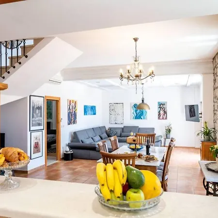Seoska Kuca - Family Holiday Villa, Čilipi
