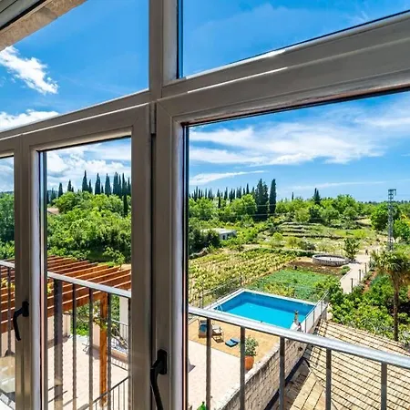 Seoska Kuca - Family Holiday Villa,