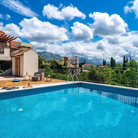 Seoska Kuca - Family Holiday Villa, بيت للعطل Čilipi